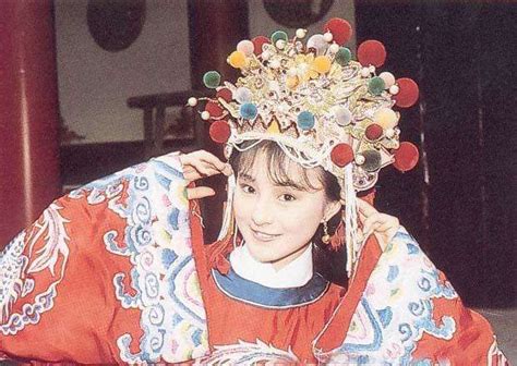 李赛风：80年代最美女星之一，功夫女皇李赛凤