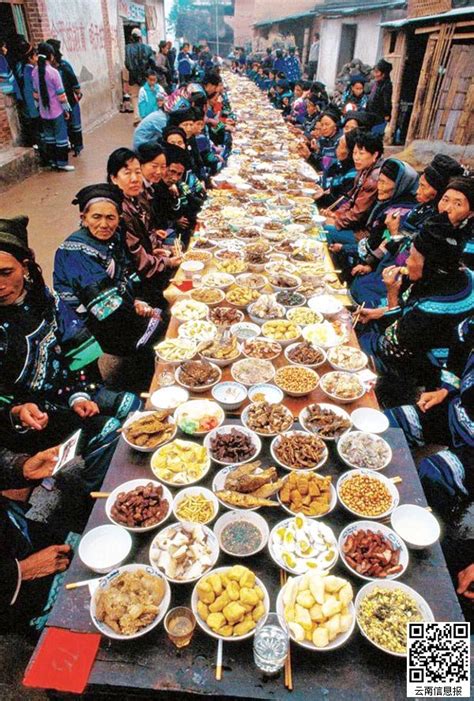180米楚雄长街宴亮相第十四届农博会，720人一起享美食！走过路过吃一桌！_市民