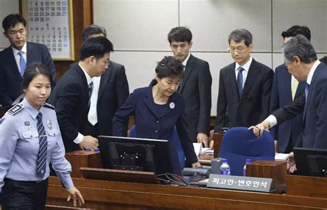 朴槿惠受贿案今天首次正式庭审 现场画面曝光 - 国际视野 - 华声新闻 - 华声在线