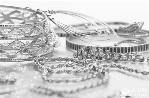 线上渠道成为珠宝行业销售增长的新来源_国际珠宝网