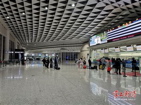 衡阳市人民政府门户网站-起降34架次，南岳机场航班量与旅客出行增长态势明显