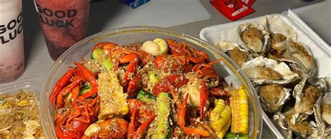 火爆上海滩的小龙虾自助餐又来了！4月20日起六种口味无限畅吃 - 周到上海