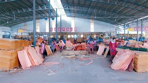 新疆阿克苏年产5000万米织布项目建成试生产-人民图片网