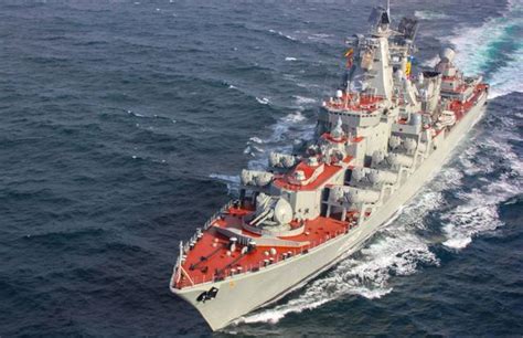 俄乌局势最新动态：俄国防部称“莫斯科”号导弹巡洋舰沉没；俄罗斯布良斯克州克里莫夫斯基区已进入紧急状态 | 每经网