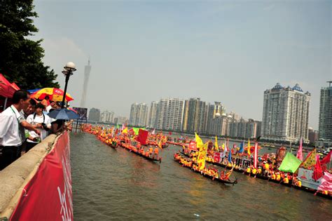 2023年广州国际龙舟邀请赛：125条龙在珠江上演“速度与激情”！_南方网