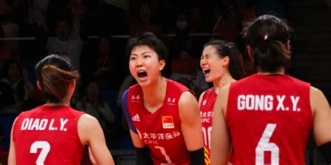 军运会中国女排决赛1-3负巴西 连续三届遗憾摘银_手机新浪网