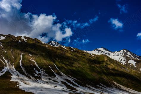 埃尔布鲁斯山的大高加索山脉从高清图片下载-正版图片507351092-摄图网