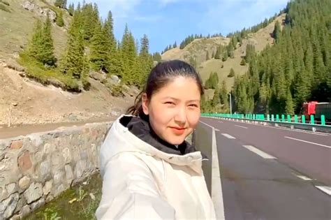 航拍中国第一季：第三集新疆伊犁河谷赛里木湖