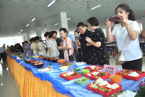 三部门联合发布《黑龙江省中小学学生餐营养指南》|黑龙江省_新浪新闻
