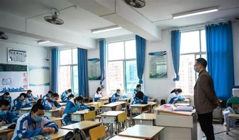 多地中小学陆续开学 高校开学继续延后 - 中国民族宗教网