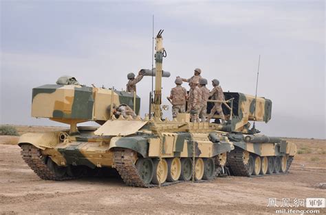 伊拉克急训最新进口的TOS-1A喷火坦克 威力巨大_军事频道_凤凰网