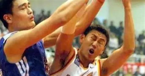 姚明在NBA十大经典战役_乐多体育