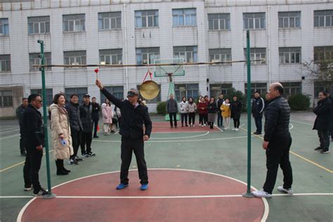 常州市武进区人民路初级中学-师生同考一张卷，考场练兵促发展