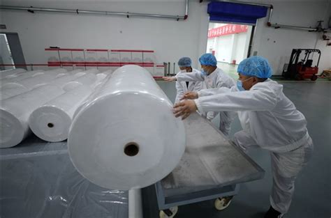 熔喷无纺布继续增产,模温机厂家助力口罩生产