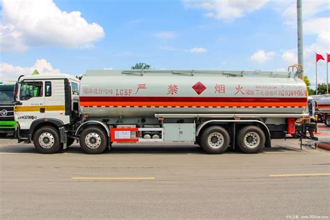 【图】中国重汽 HOWO TX 350马力 8X4 运油车(岱阳牌)(TAG5325GYY)_实拍图片_1473270_卡车之家