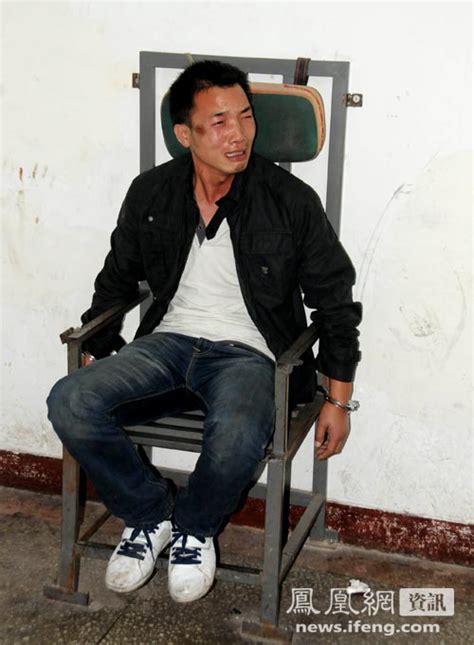 记者采访车祸 被洛阳民警殴打拘禁10小时[图]_资讯_凤凰网