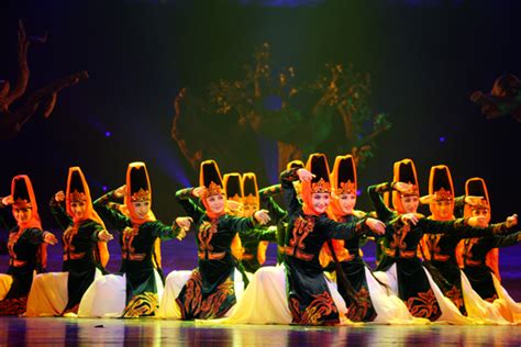 临沂大剧院-大型歌舞晚会《传奇》