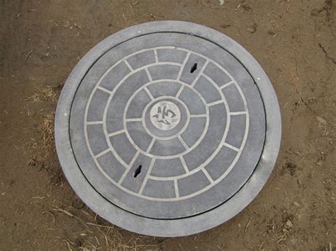 易高电缆井专用方形盖 防坠落盖板市政圆形水泥井盖加重型