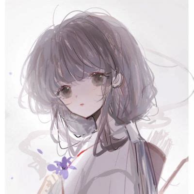 手绘女生头像干净温柔