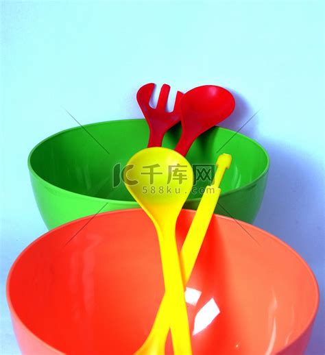 PP塑料圆盘食品级pp材质可定 制野外休闲餐具-阿里巴巴