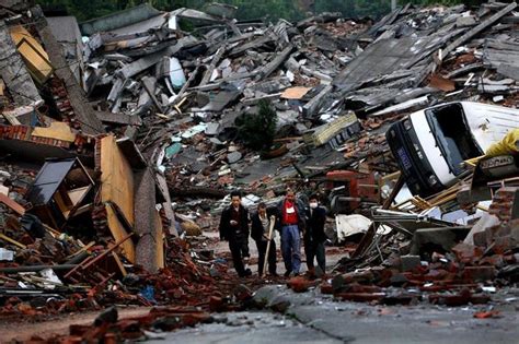 爱的传承！14年前汶川地震时被救的孩子，正在守护泸定__财经头条
