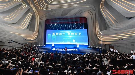 颠覆传统 开创未来 现象科技入选湖南互联网企业50强_凤凰网