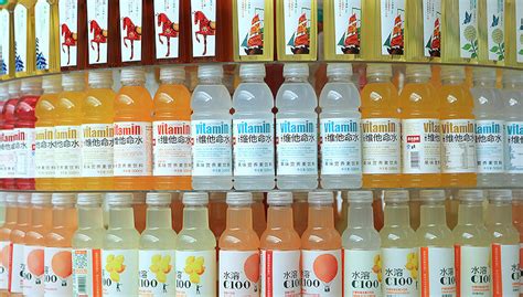 贵州“本土茶饮”品牌：在众多头部品牌的围攻下，居然一年卖了近1亿__财经头条