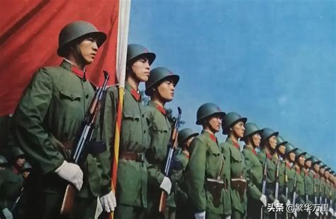 1985年，中国推出了85式军服，为何没有配套的军衔？