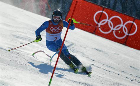 冬奥会滑雪运动员年龄要求