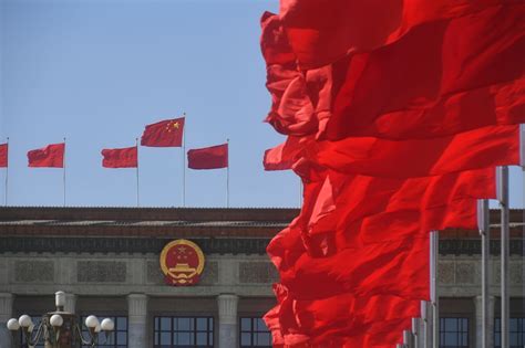 红色简约坚持和发展新时代枫桥经验海报设计图片下载_红动中国
