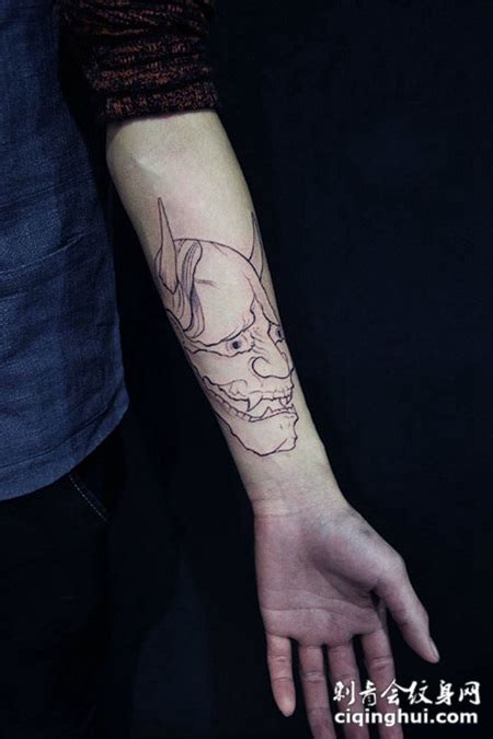 手臂个性线条般若纹身图案(图片编号:146101)_纹身图片 - 刺青会