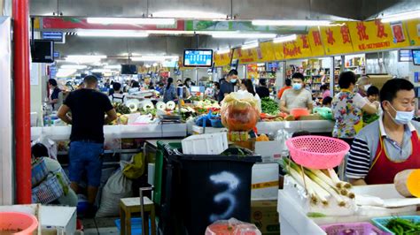 农贸市场菜贩：“我卖的菜味道最好” - 今日关注 - 湖南在线 - 华声在线