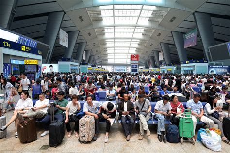 北京五大火车站今迎50万旅客返京 - 北京事儿 - 新湖南