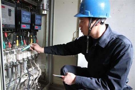 中国水利水电第七工程局有限公司 公司要闻 管大刚到龙岗、龙华项目群开展特别防护期安全综合检查