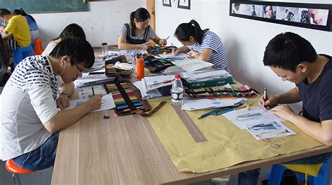 品牌服装设计师班培训课程-杭州时装画技法培训-CFW服装教培网