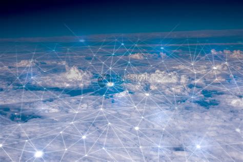 天空中的网络和云概念高清图片下载-正版图片305647936-摄图网