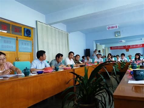 北理工学生党员实践团与天镇县教师开展交流座谈活动