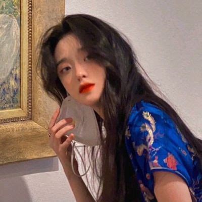 温柔冷冷的女生头像