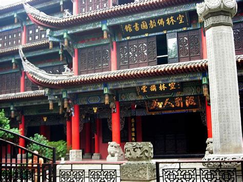 Chengdu Wenshu Temple Pictures, China