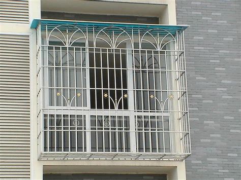防盗窗的材质 防盗窗的安装方式