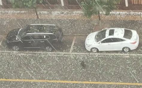北京狂风大作，冰雹骤雨来袭！有网友表示：“感觉要把车玻璃砸破了”
