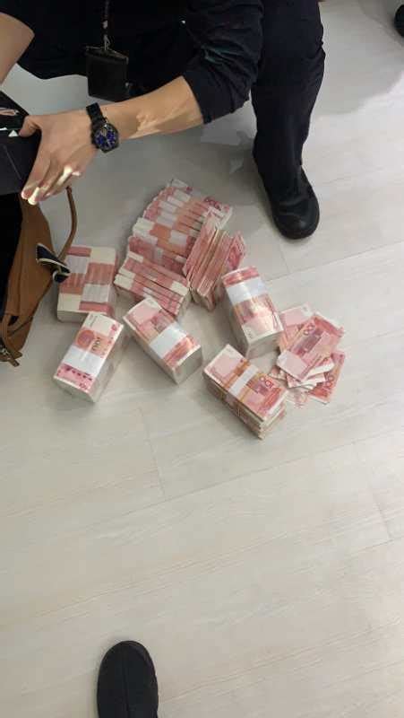 深圳一厨师虚假销售口罩诈骗二十余人上百万元，潜逃时被抓获