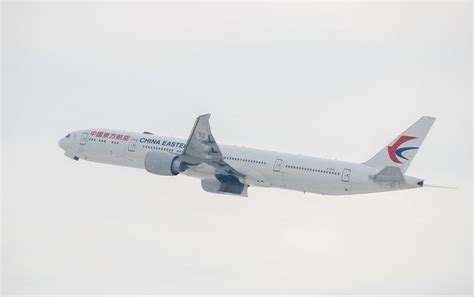 美联航悄然在 2023 年恢复前往中国航班 - 知乎