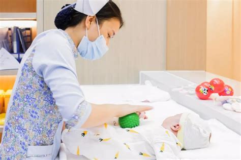 月子中心对婴儿的护理_新生儿月子怎么护理_月子中心宝宝托管