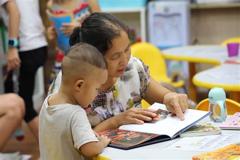 兴仁图书馆 - 满天星青少年公益发展中心︱专注于乡村儿童阅读推广的公益机构