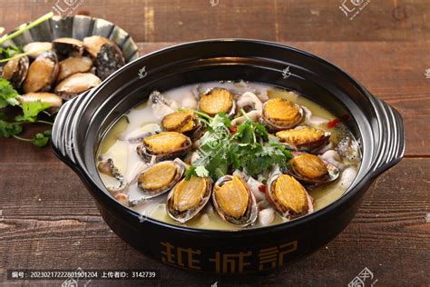鲍鱼黑鱼煲,中国菜系,食品餐饮,摄影素材,汇图网www.huitu.com