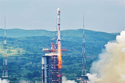 西昌卫星发射中心成功发射第23颗北斗导航卫星_新闻频道_中国青年网