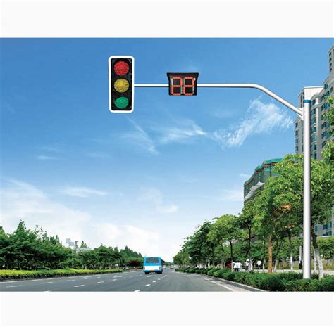 交通信号灯工程案例_人行横道灯项目施工工程案例-江苏顺泰交通科技公司