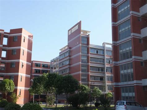 教学楼 - 北京科技大学天津学院