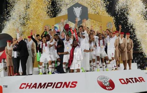 卡塔尔夺冠再让中国足协受质疑？国足这么多年都没有自己的风格__凤凰网